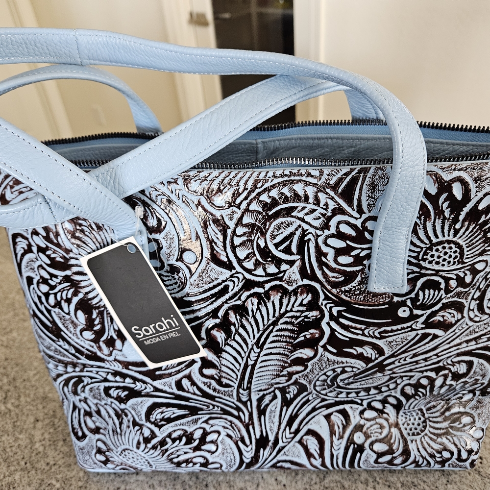 Women's Tote Chinseled Blue and Brown Leather Bag. Artesanal . New. Dust Bag Inc